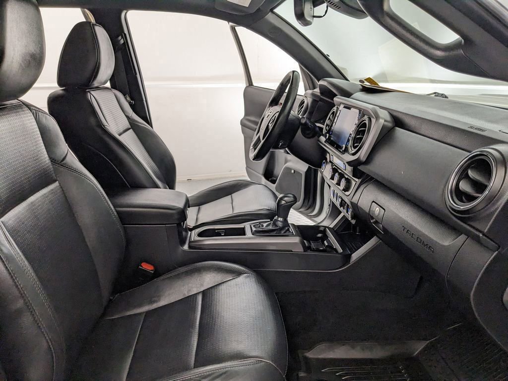 Used 2023 Toyota Tacoma TRD Sport w/ TRD Premium Sport Package RWD image 20