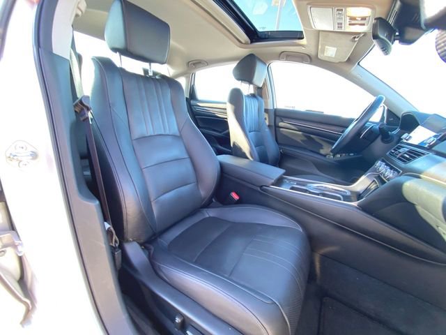 Used 2019 Honda Accord Touring image 28