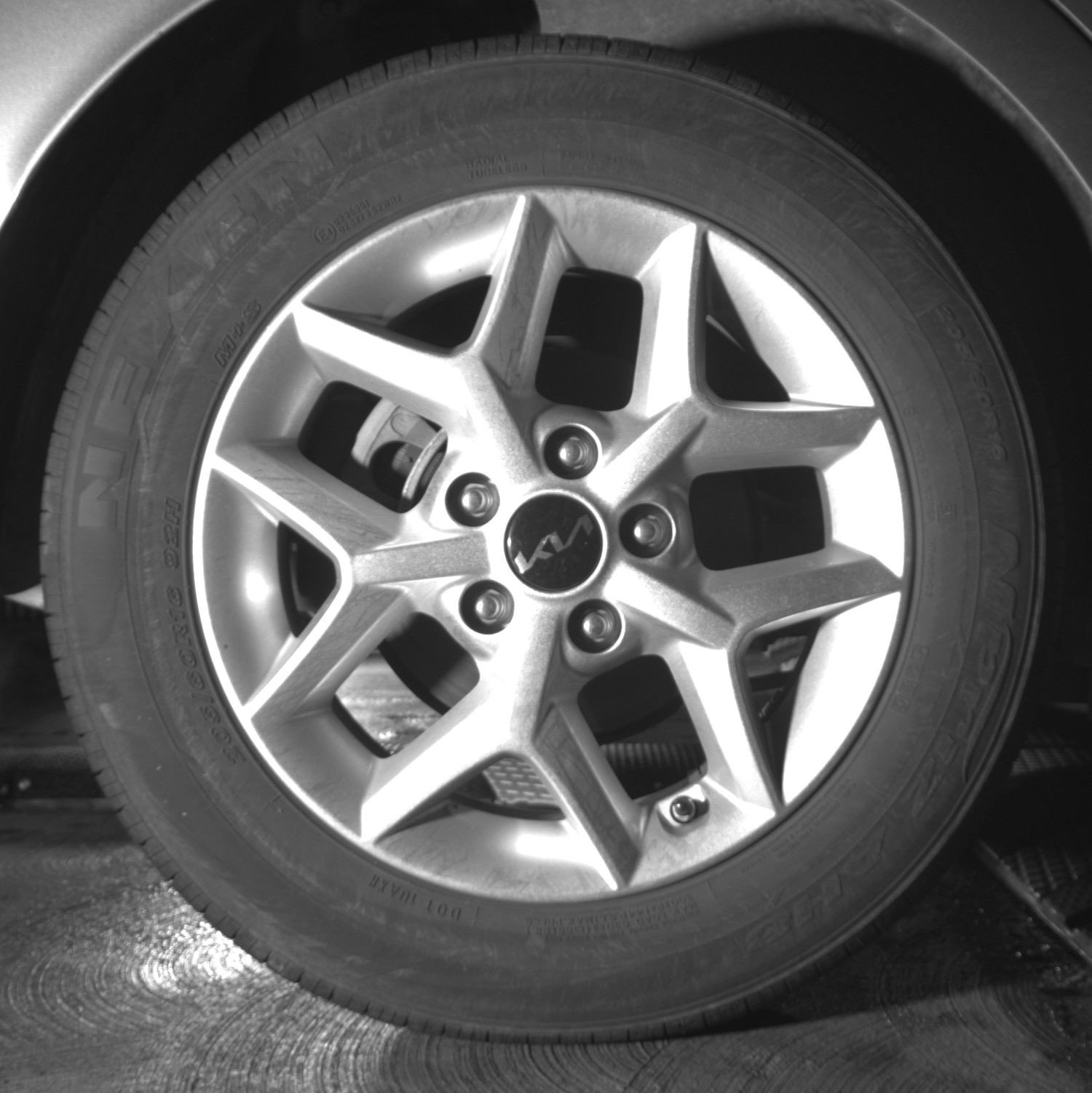 Used 2025 Kia Soul LX w/ LX Technology Package FWD image 15