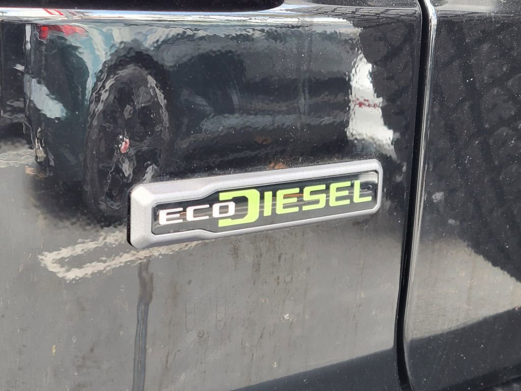 Used 2022 Jeep Wrangler Unlimited Sahara image 23