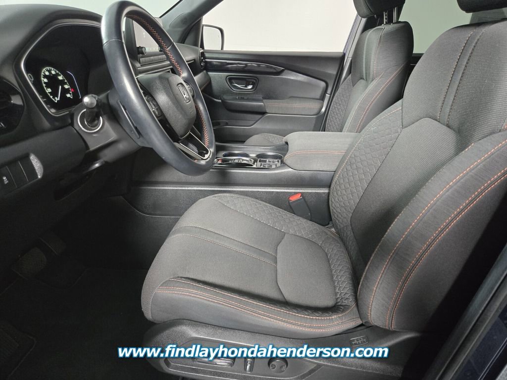 Certified 2025 Honda Pilot Sport image 14