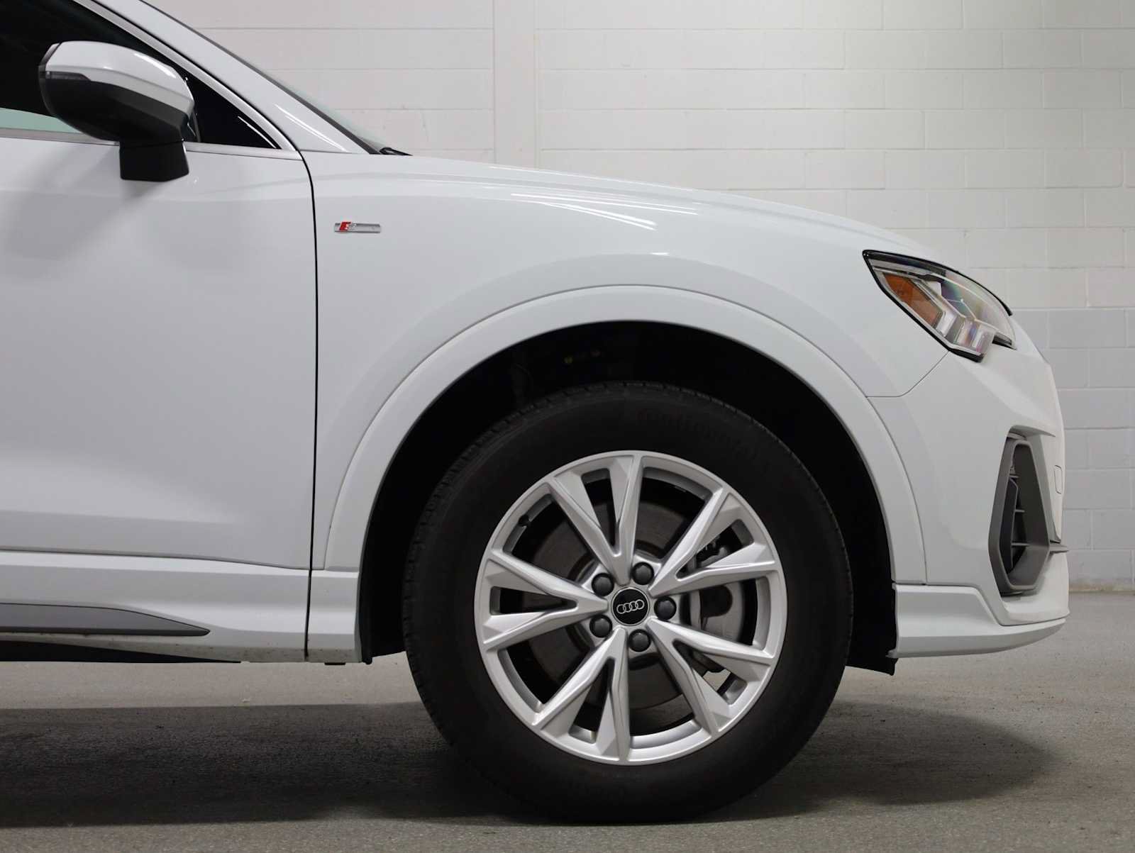 Used 2025 Audi Q3 2.0T Premium Plus AWD/4WD image 11