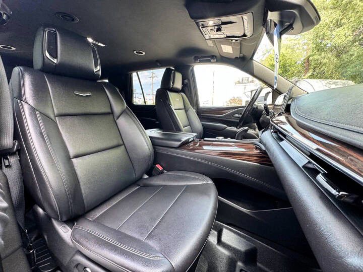 Used 2021 Cadillac Escalade Luxury image 14