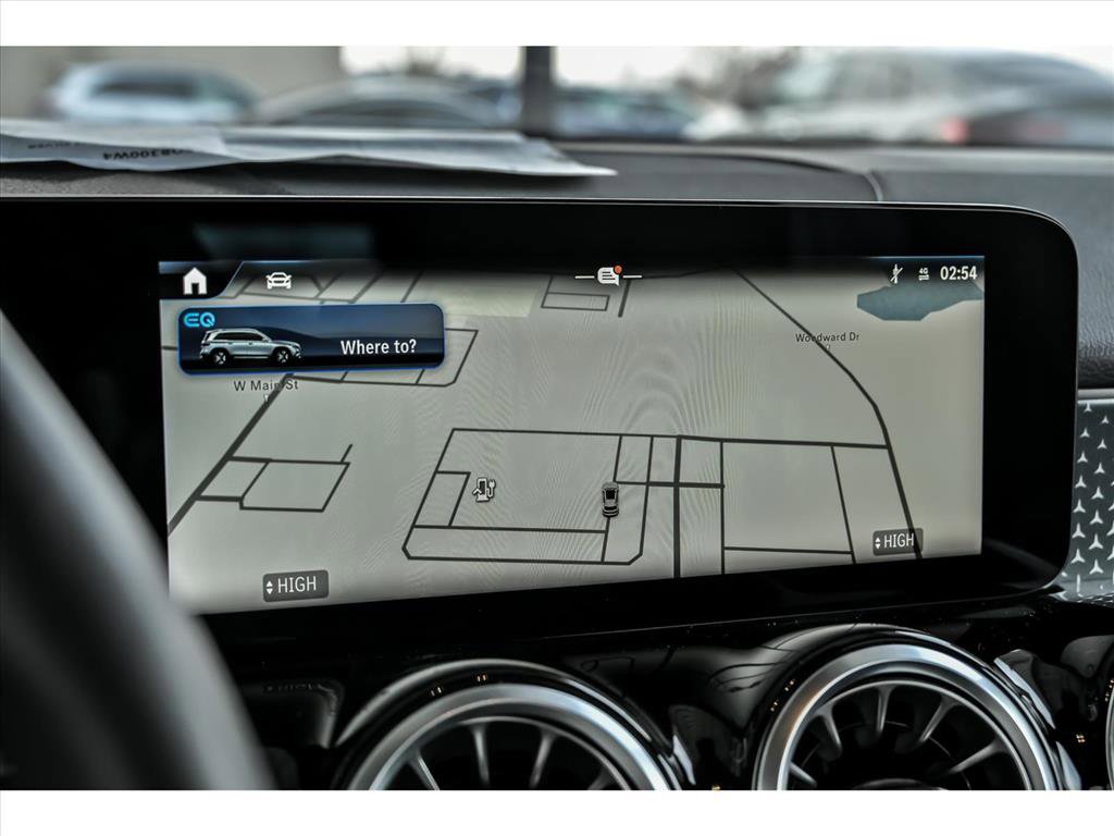 Certified 2025 Mercedes-Benz EQB 300 EQB 300 4MATIC image 18