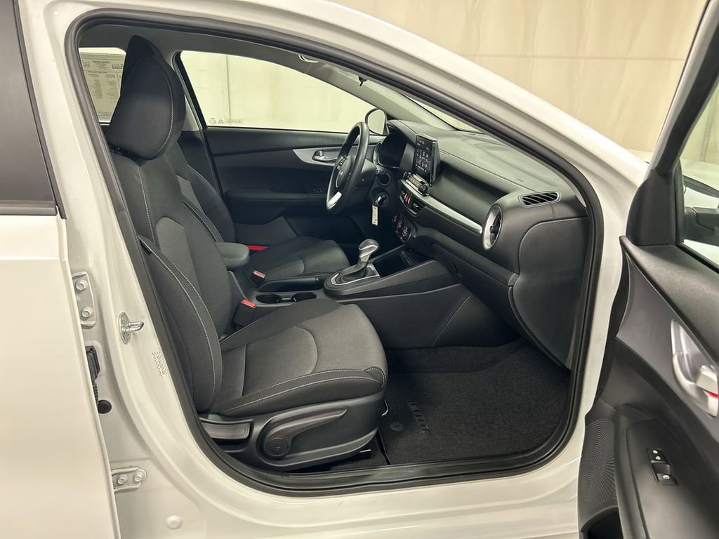 Certified 2024 Kia Forte LXS image 22