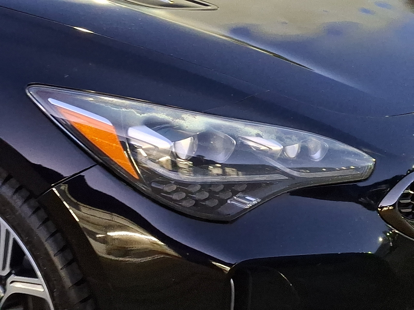 Used 2019 Kia Stinger GT1 RWD image 9