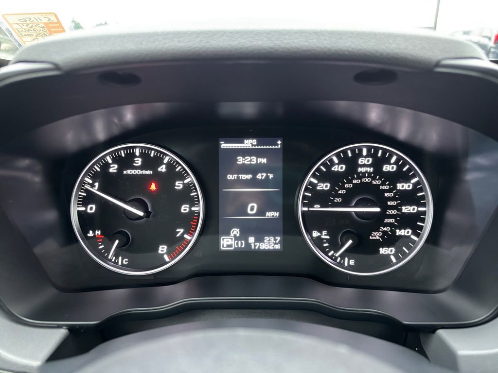 Used 2024 Subaru Crosstrek 2.0i Premium image 17