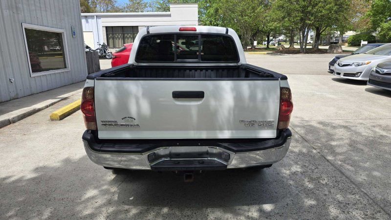 Used 2006 Toyota Tacoma PreRunner RWD image 4