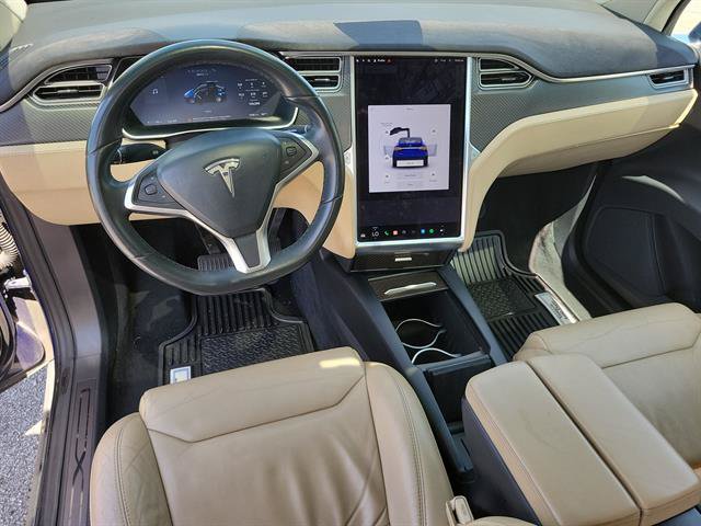 Used 2017 Tesla Model X 90D AWD/4WD image 10