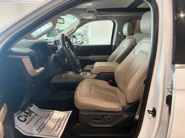 Used 2024 Ford Expedition Max Limited AWD/4WD image 9
