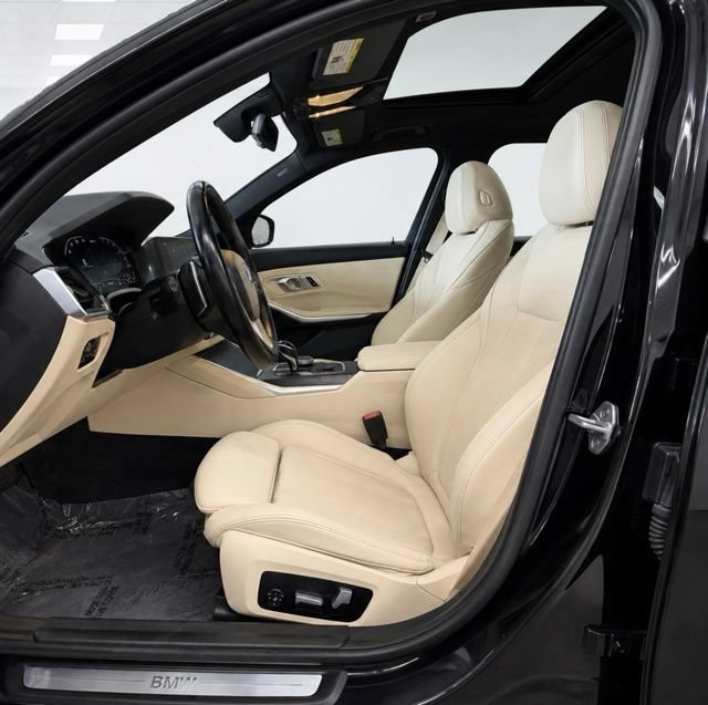 Used 2022 BMW 330e RWD image 16