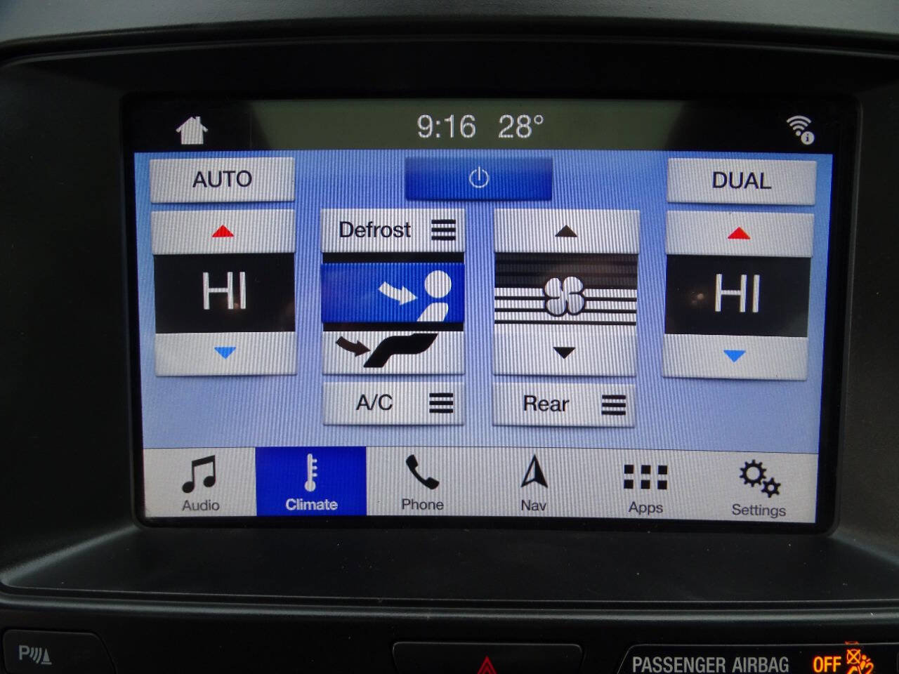 Used 2019 Ford Explorer XLT w/ Equipment Group 202A image 27