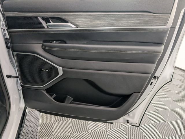 Used 2023 Jeep Wagoneer Series III w/ Convenience Group I image 33