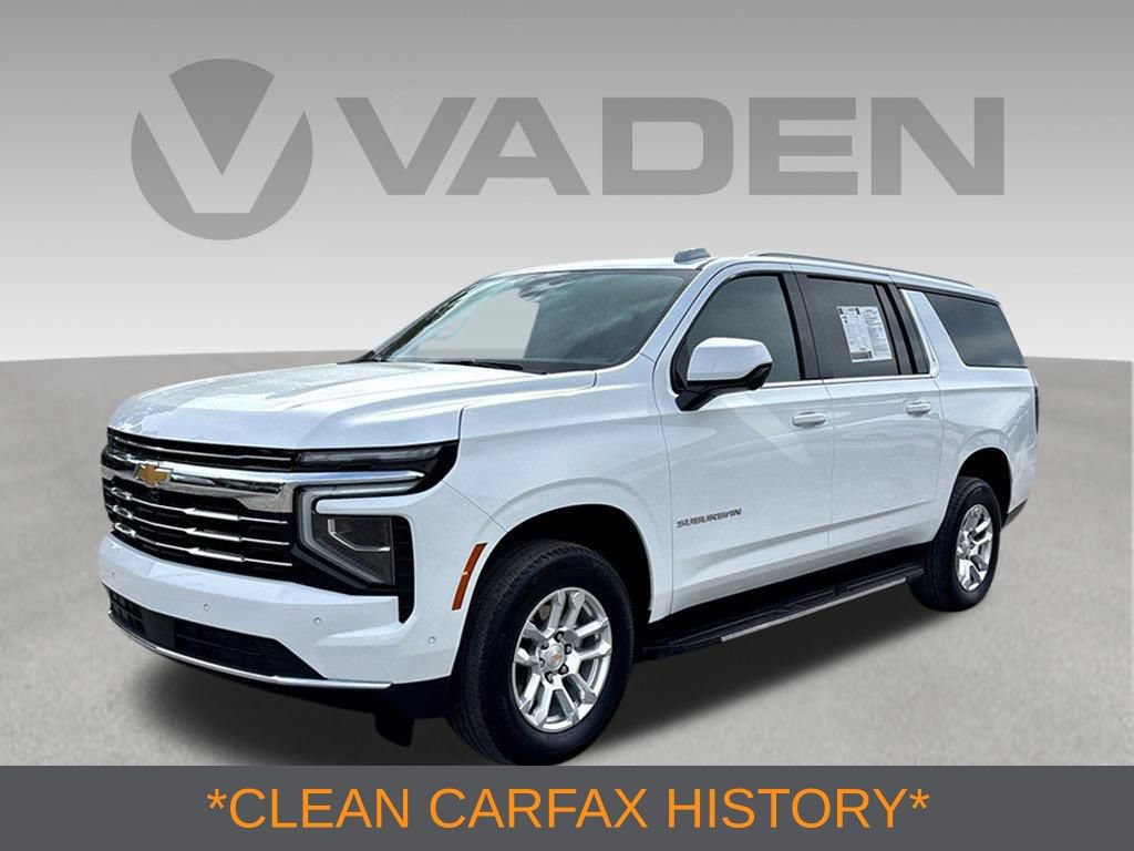Used 2025 Chevrolet Suburban LT AWD/4WD image 3
