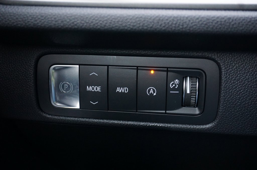 New 2026 Chevrolet Traverse LT w/ Driver Confidence Package image 24