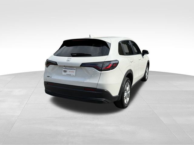 Used 2023 Honda HR-V LX image 5