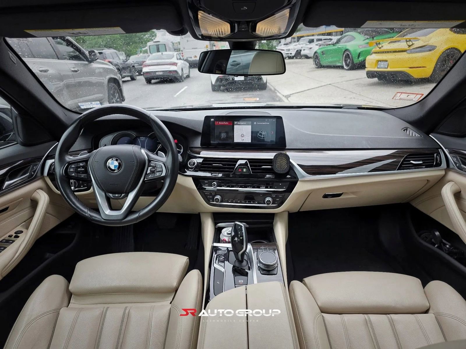 Used 2019 BMW 530i xDrive AWD/4WD image 10