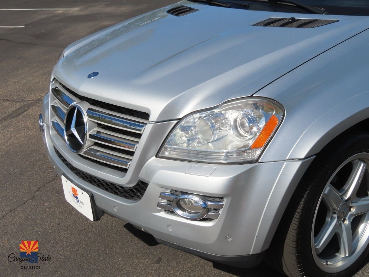 Used 2009 Mercedes-Benz GL 550 4MATIC image 38