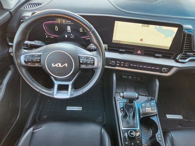 Used 2023 Kia Sportage EX image 27