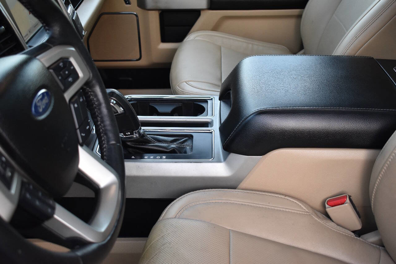 Used 2017 Ford F150 Lariat w/ Equipment Group 501A Mid image 29