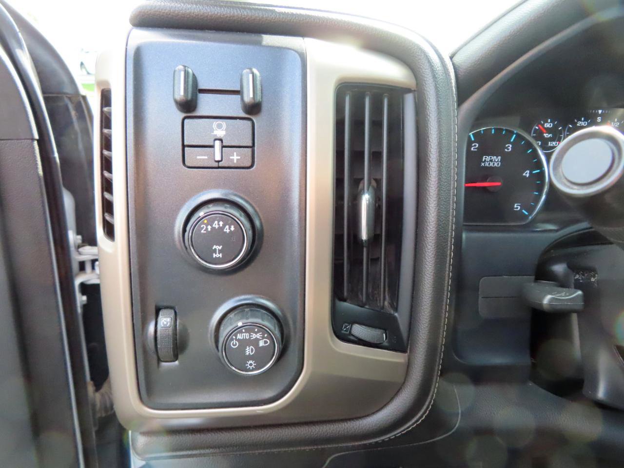 Used 2019 GMC Sierra 3500 Denali w/ Duramax Plus Package image 36