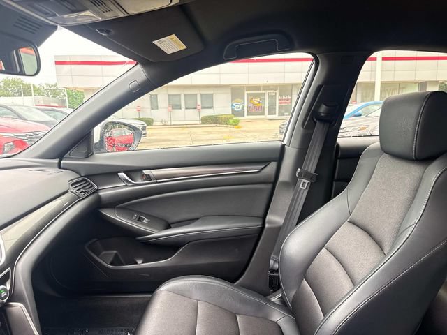 Used 2018 Honda Accord Sport image 19