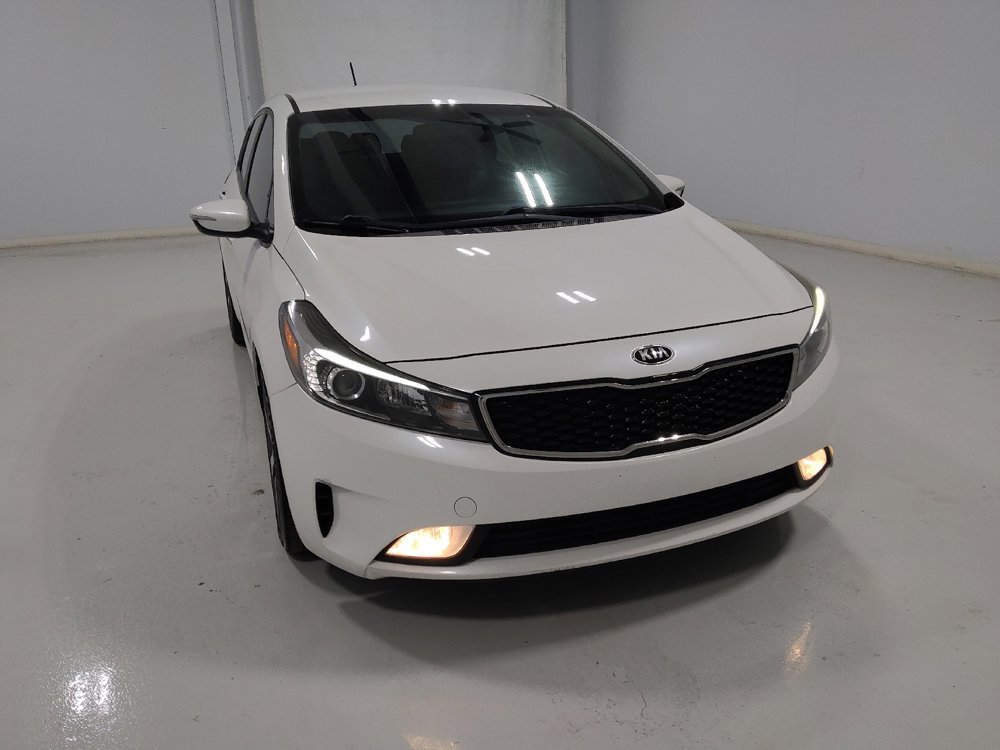 Used 2017 Kia Forte EX image 14