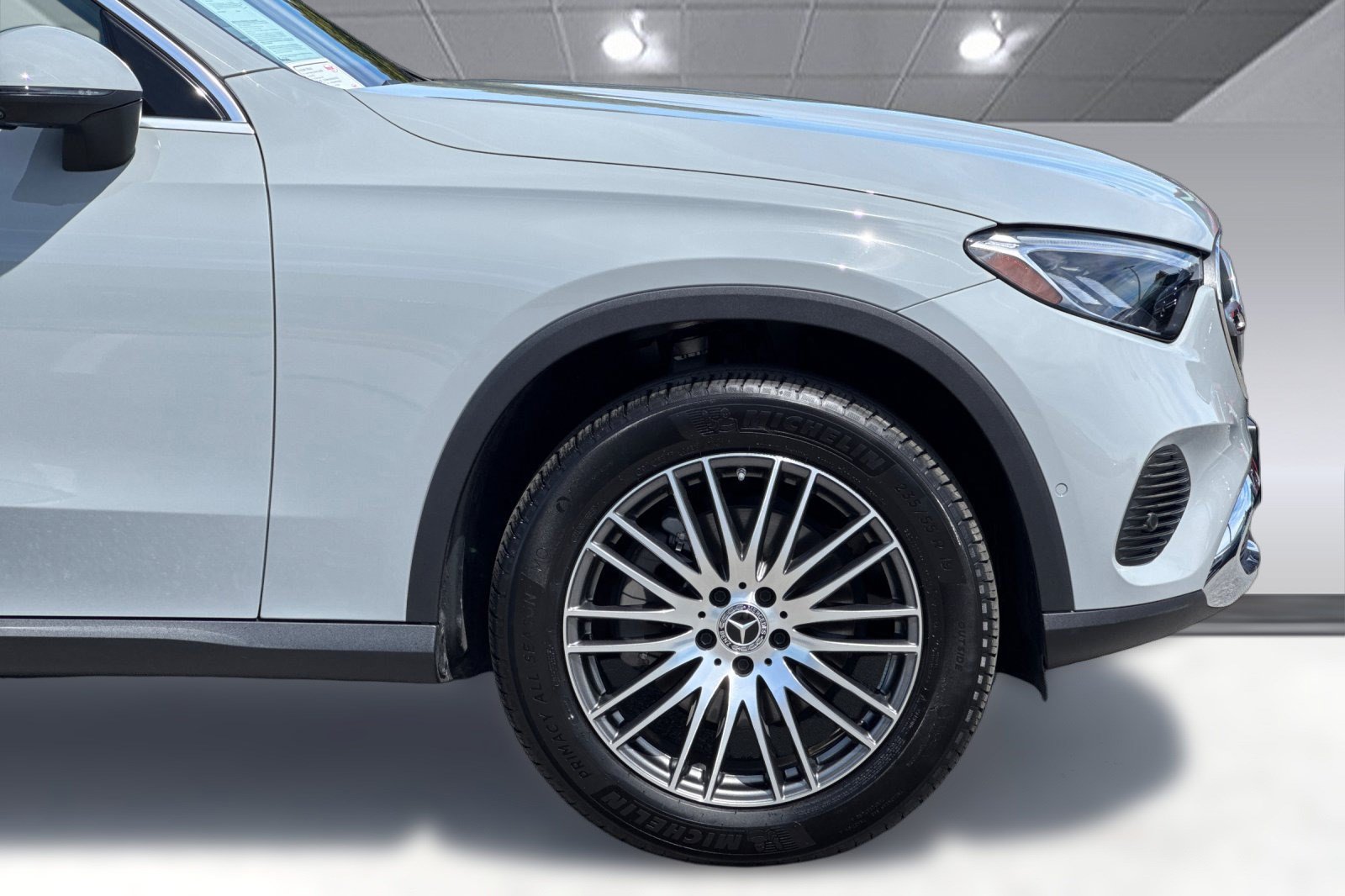Certified 2025 Mercedes-Benz GLC 300 4MATIC image 36