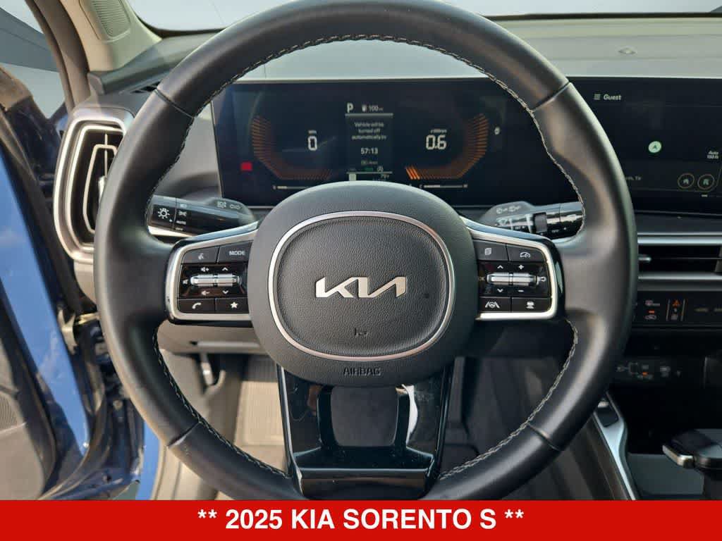 Used 2025 Kia Sorento S FWD image 21