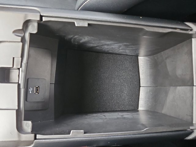 Used 2018 Ford Fusion Energi SE image 15