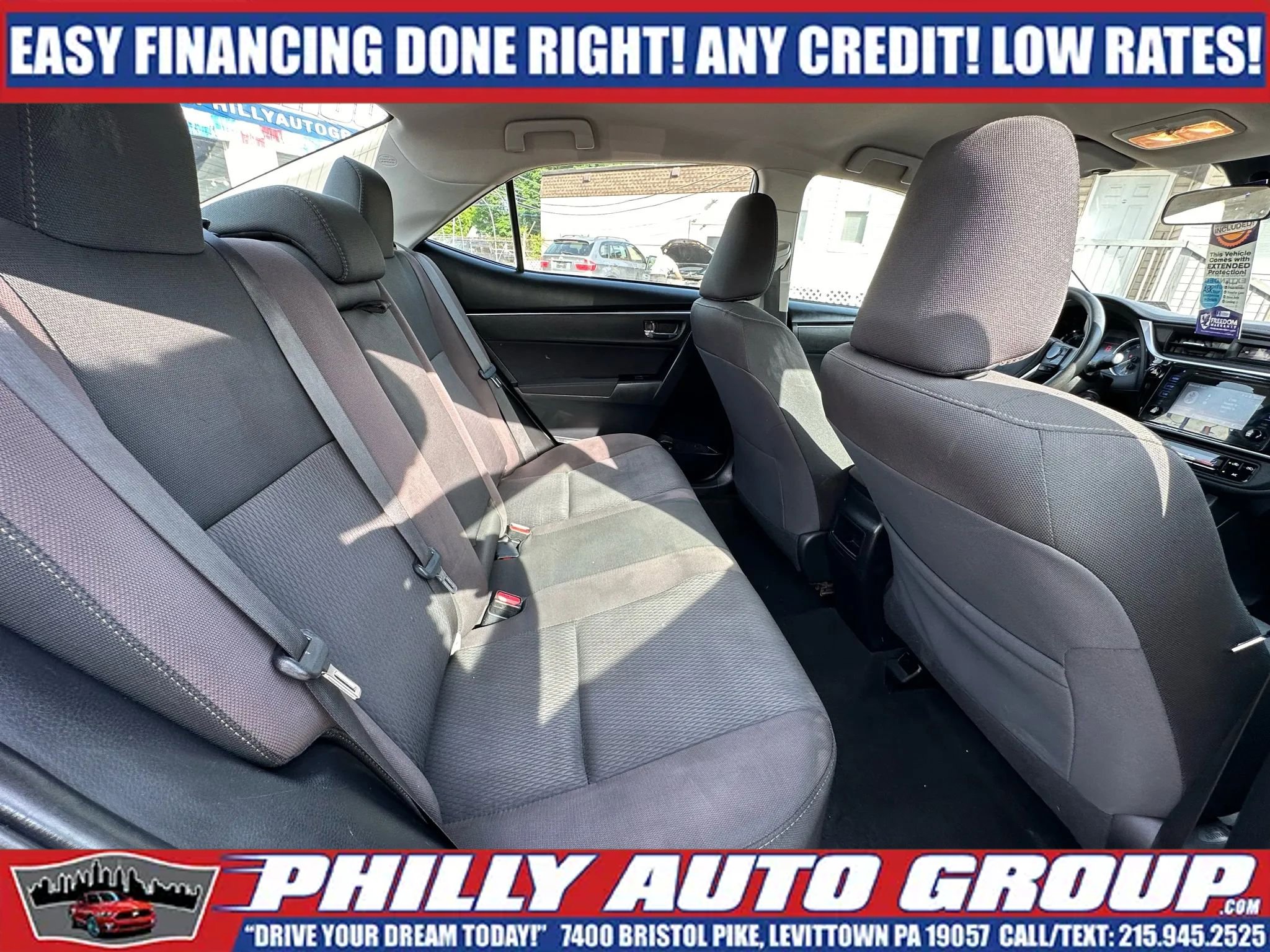 Used 2019 Toyota Corolla LE FWD image 18
