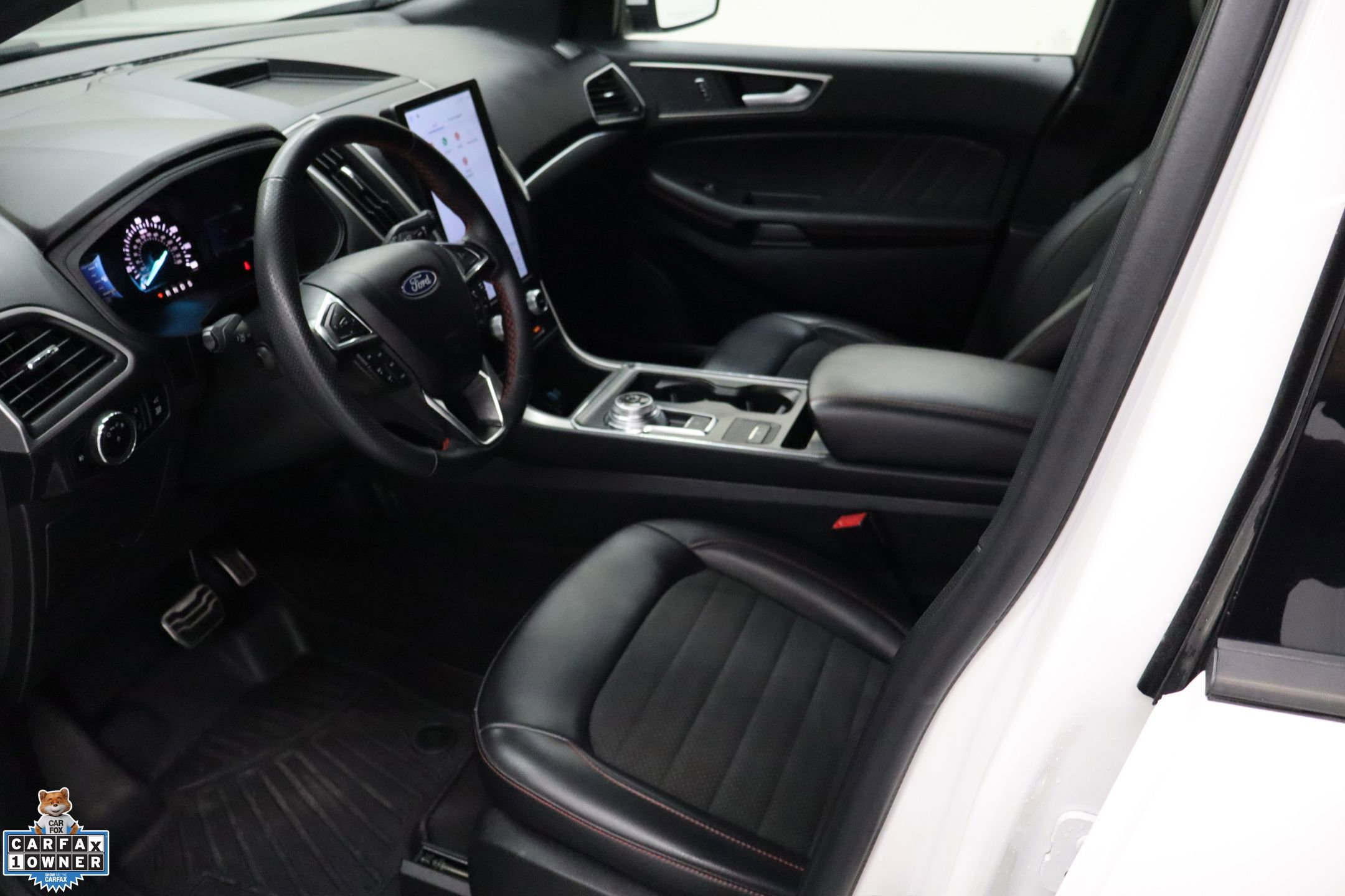 Used 2024 Ford Edge ST-Line image 24