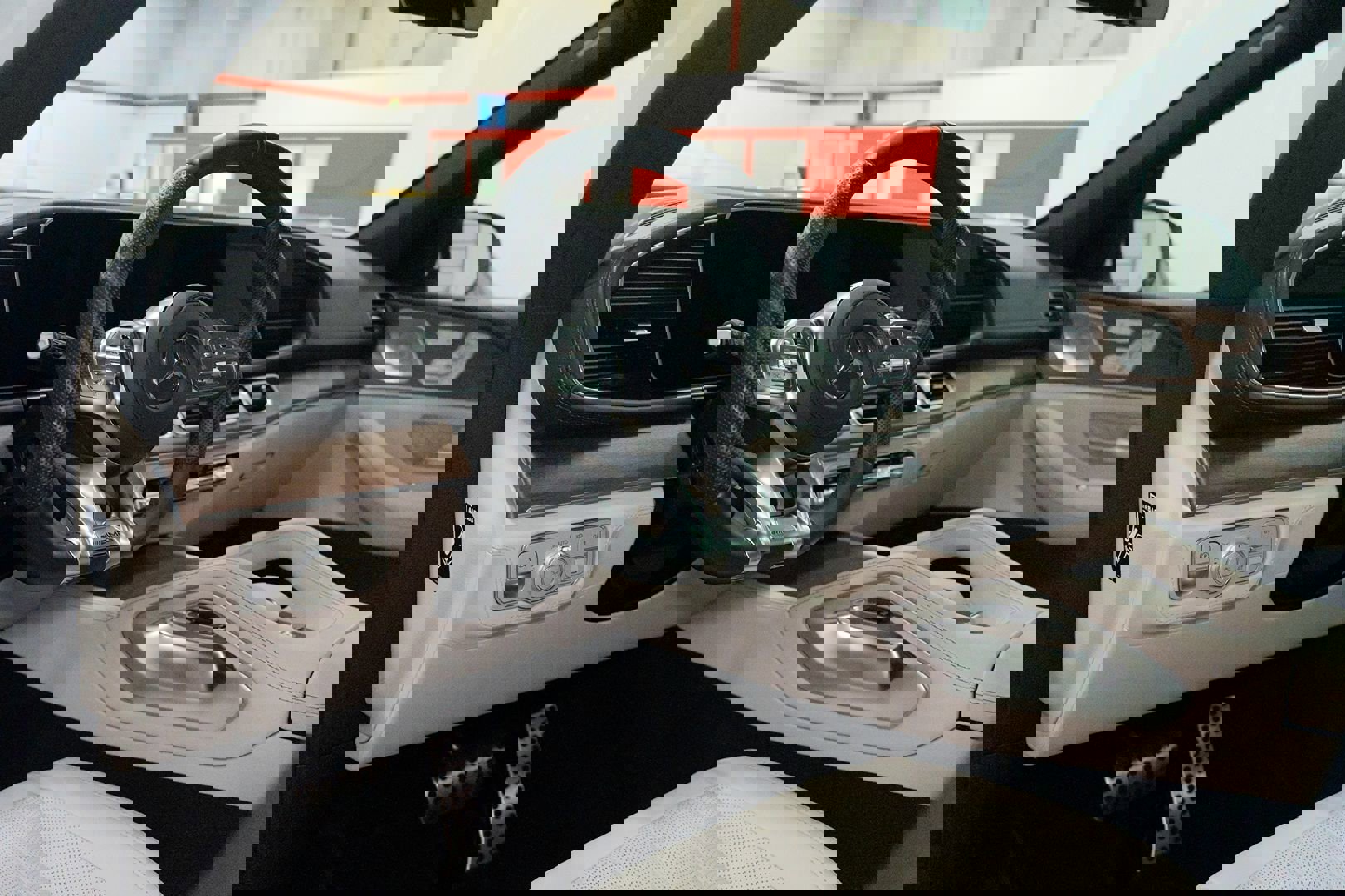 Used 2021 Mercedes-Benz GLS 63 AMG 4MATIC+ SUV image 22