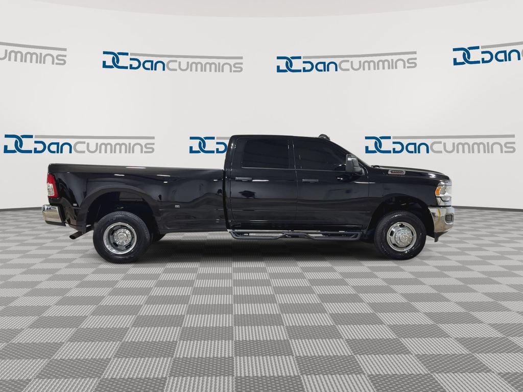 Used 2024 RAM 3500 Tradesman w/ Chrome Appearance Group AWD/4WD image 2