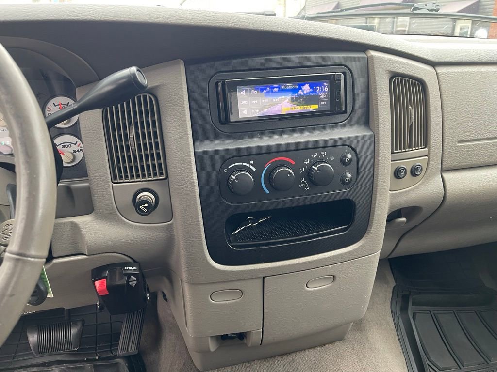 Used 2005 Dodge Ram 3500 Truck SLT w/ Quad Cab Big Horn Value Group image 12