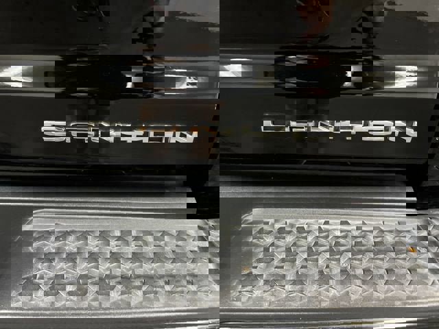 Certified 2024 GMC Canyon Denali image 33