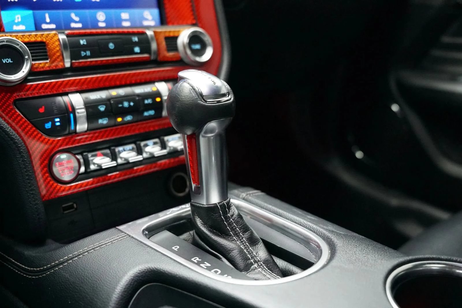 Used 2019 Ford Mustang GT Premium w/ Equipment Group 401A RWD image 8