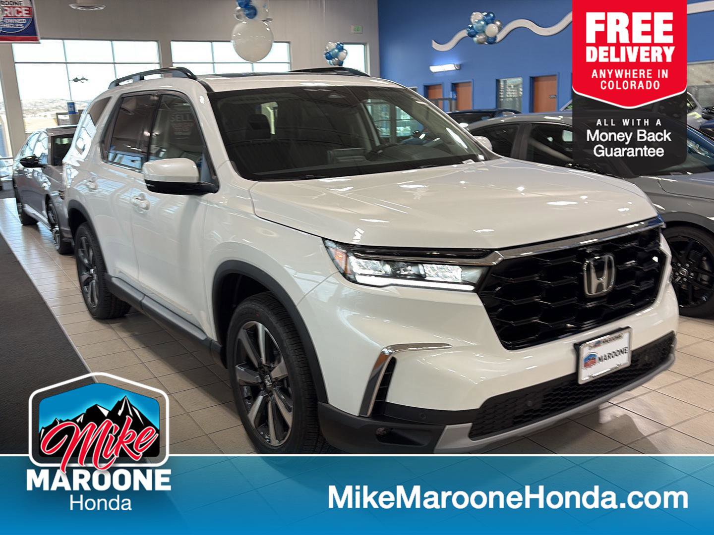 New 2025 Honda Pilot Touring image 1