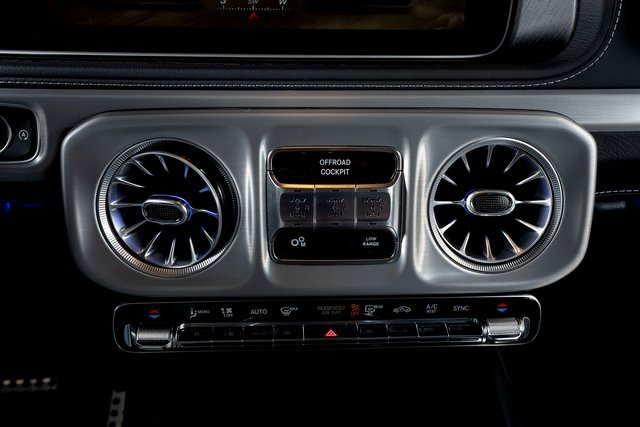 Used 2025 Mercedes-Benz G 550 image 36