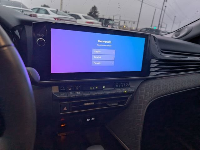 Used 2025 Toyota Camry XLE w/ Premium Plus Package image 21