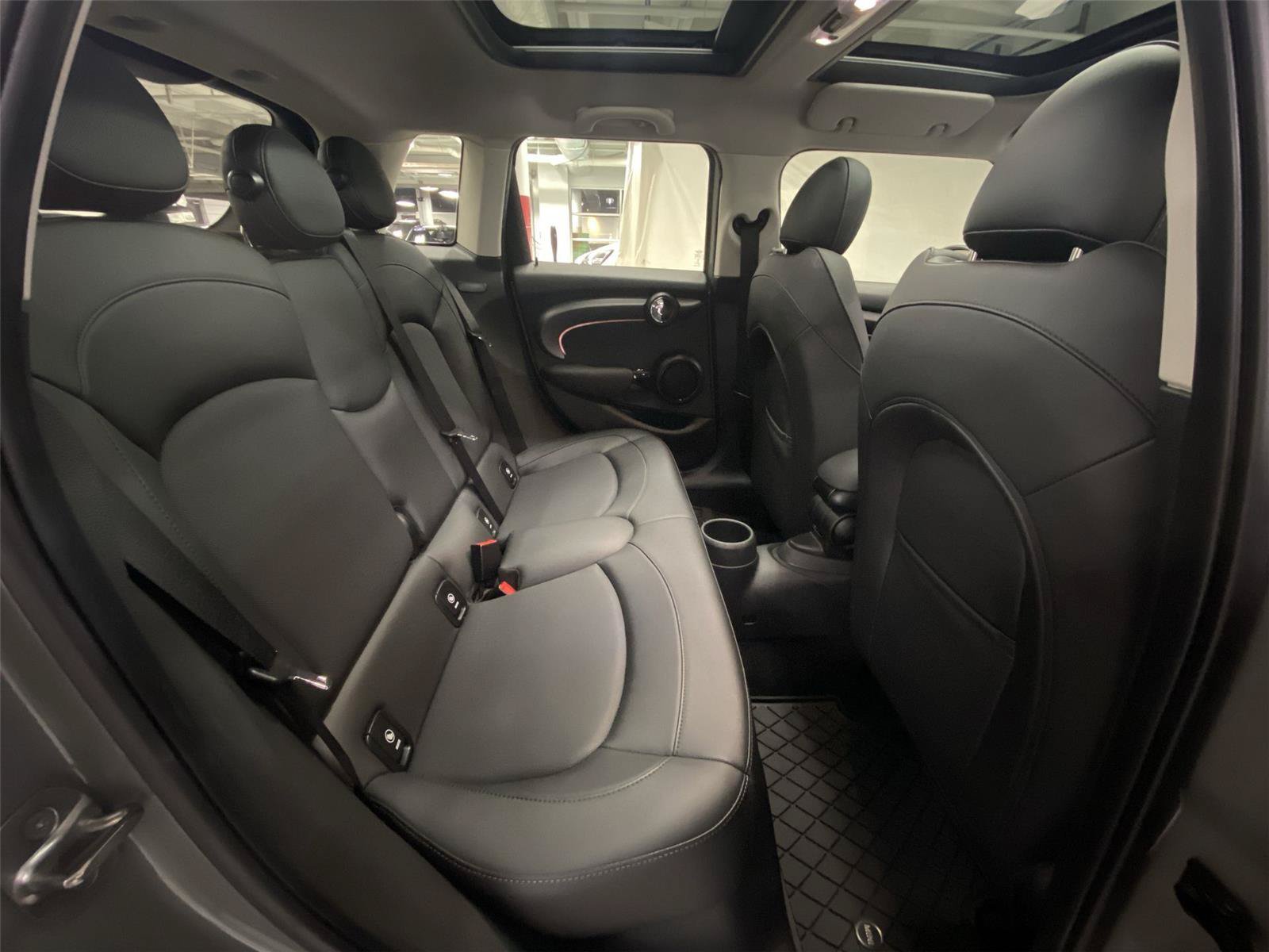Certified 2023 MINI Cooper S FWD image 29