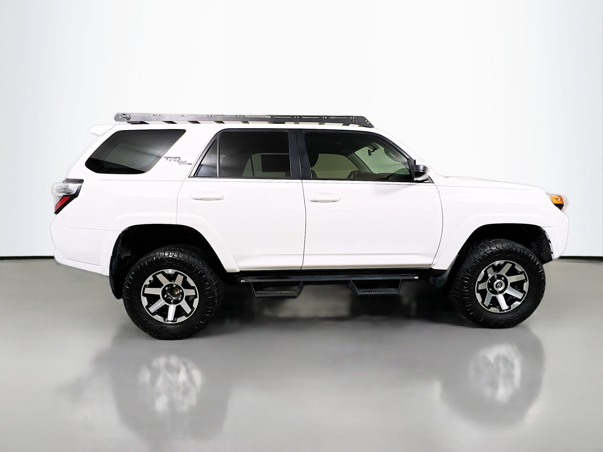 Used 2019 Toyota 4Runner TRD Off-Road image 3