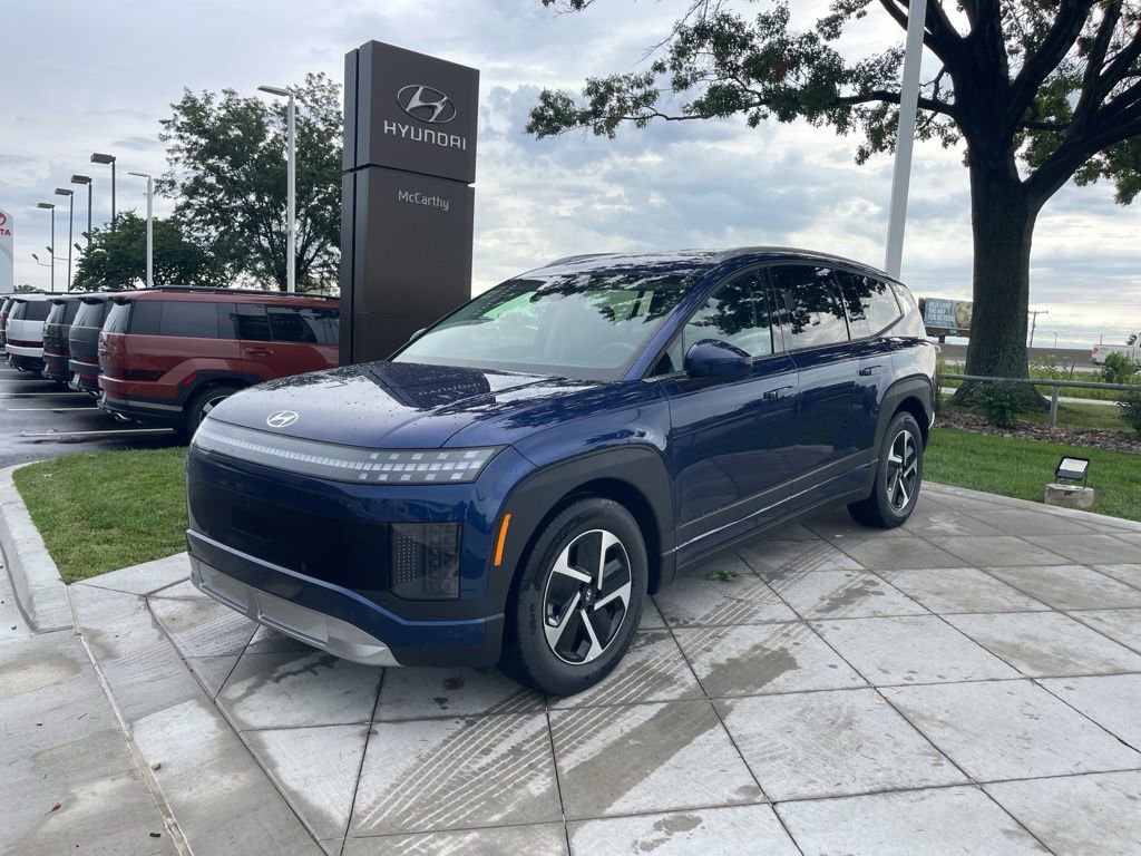 New 2026 Hyundai Ioniq 9 SE image 1