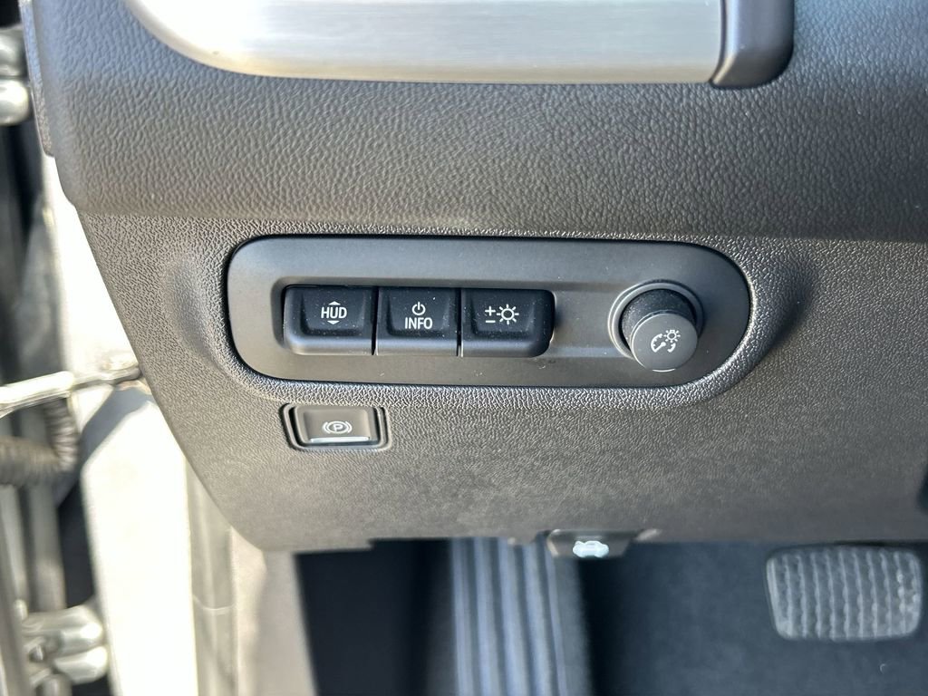 Used 2024 GMC Terrain Denali w/ Denali Premium Package image 18