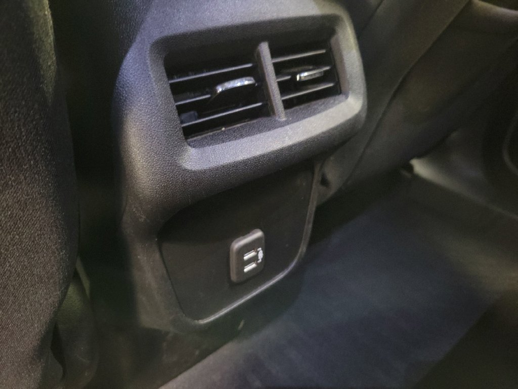 Used 2020 Chevrolet Equinox LT FWD image 30