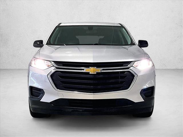 Used 2021 Chevrolet Traverse LS FWD image 3