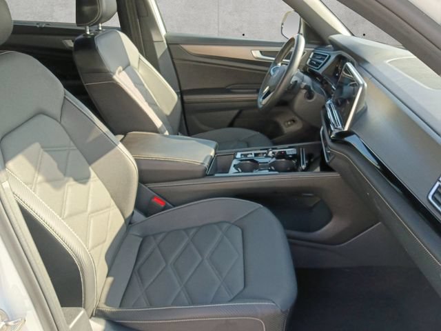 Used 2024 Volkswagen Atlas Cross Sport SE AWD/4WD image 24