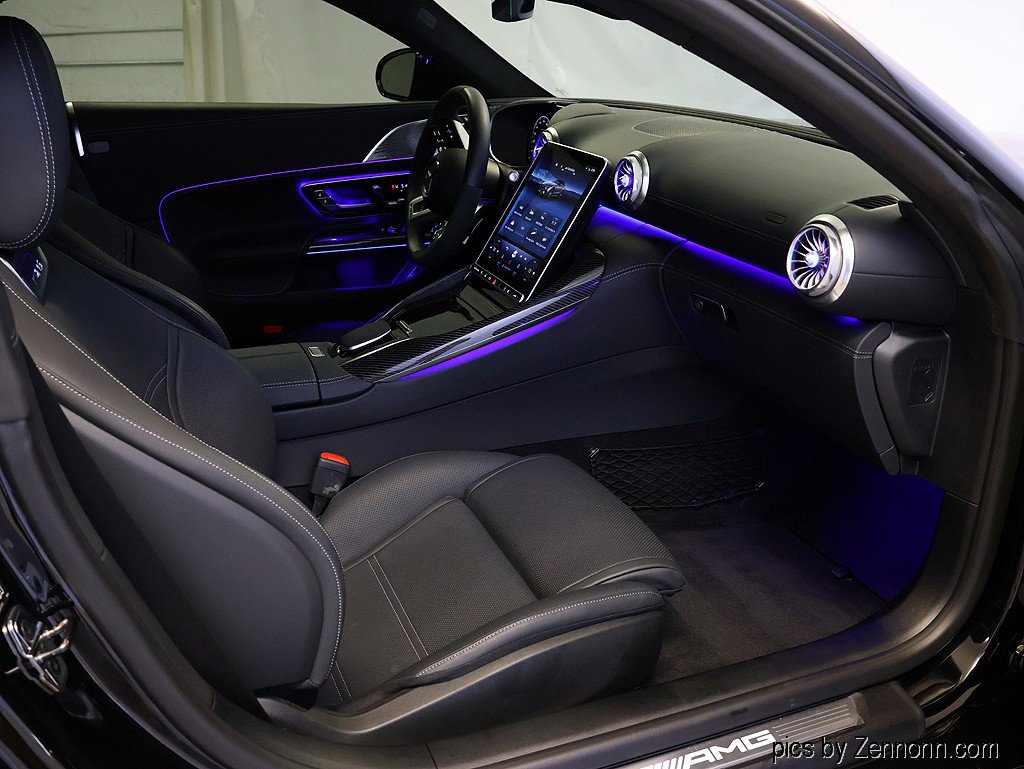 Used 2024 Mercedes-Benz SL 55 AMG 4MATIC image 35