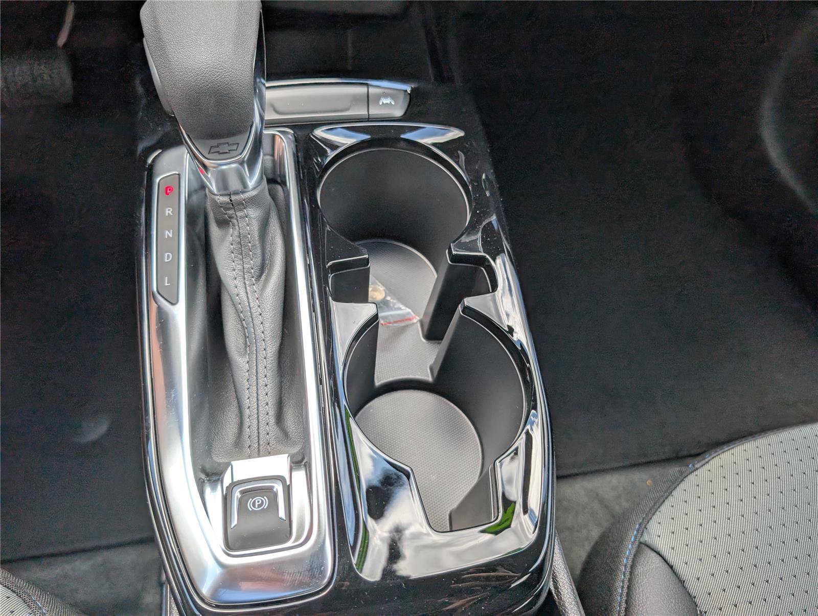 New 2026 Chevrolet Trax LT w/ LT Convenience Package FWD image 19