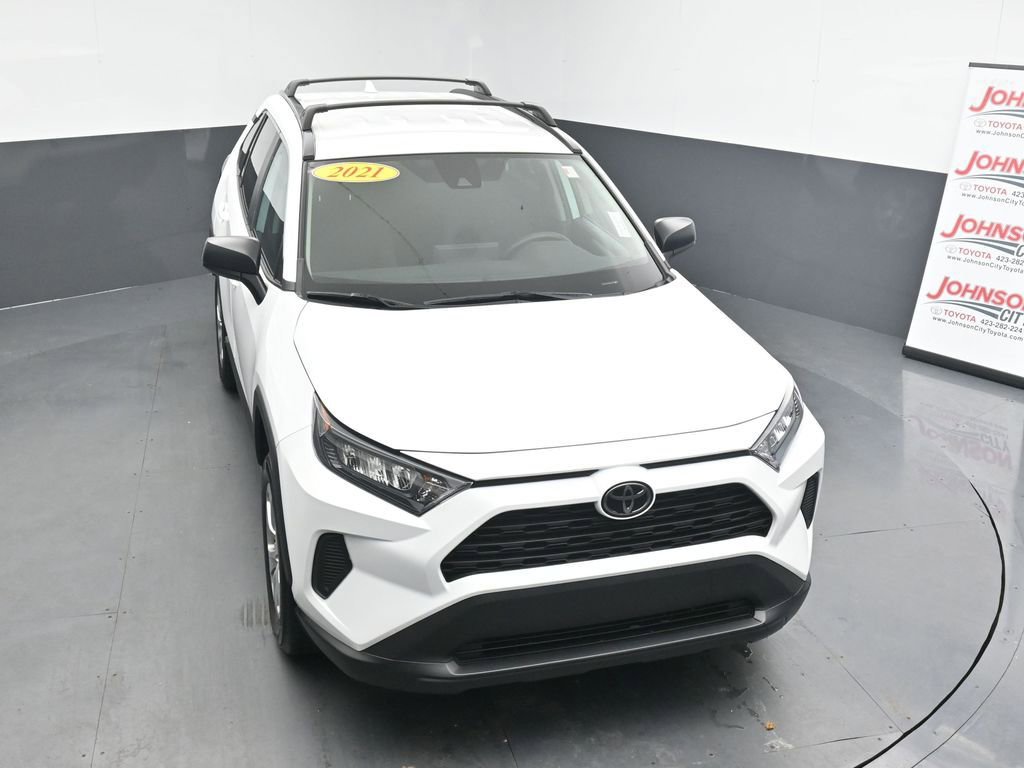 Used 2021 Toyota RAV4 LE image 26